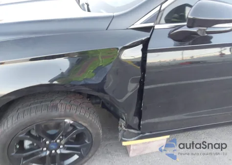 2020 Ford Fusion Hybrid Titanium from USA, damaged, VIN 3FA6P0RU8LR157264